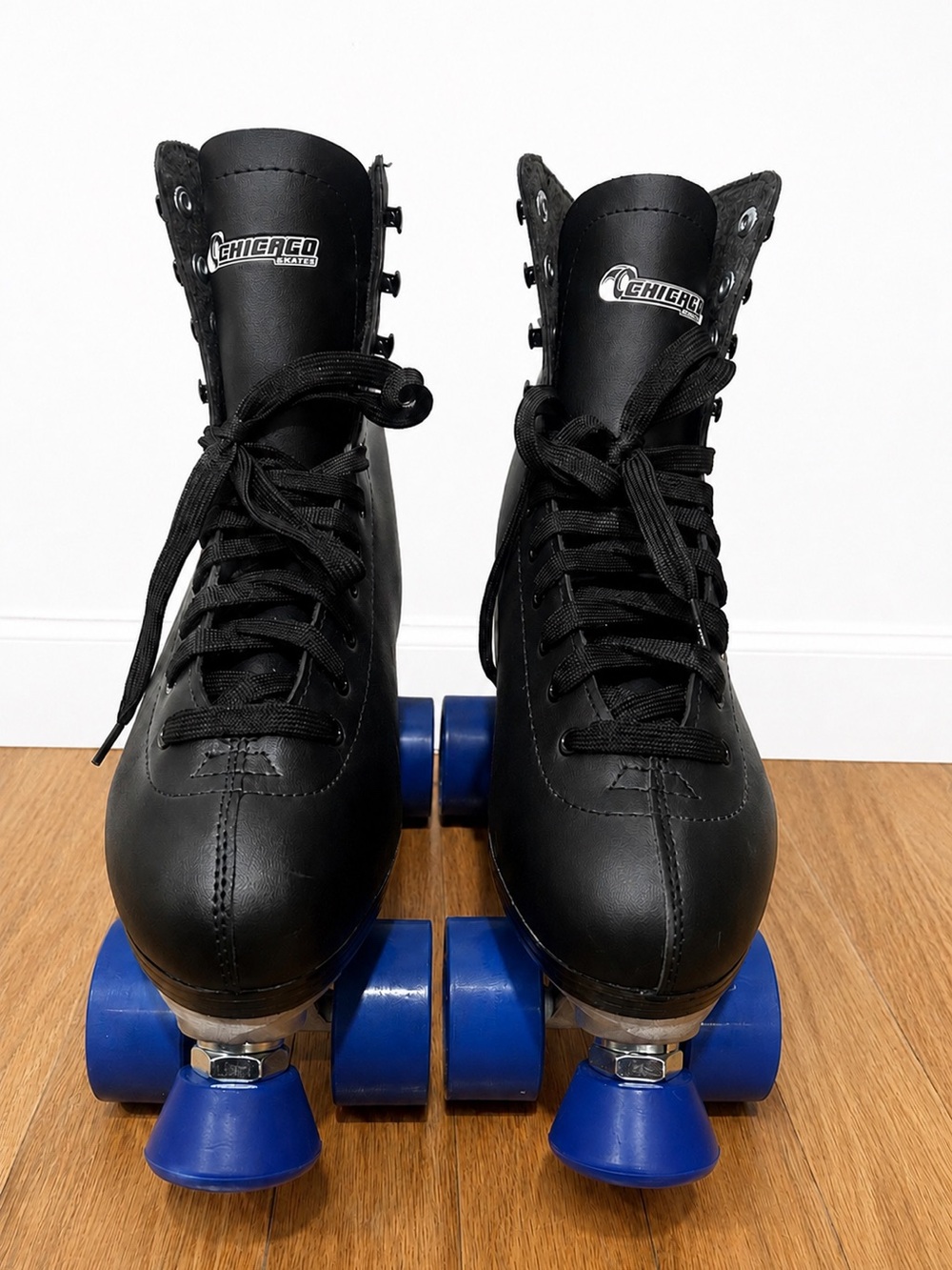 Chicago Skates Men’s Roller Rink Skates Quad Black Blue Men’s Sz 9 Women’s Sz 10